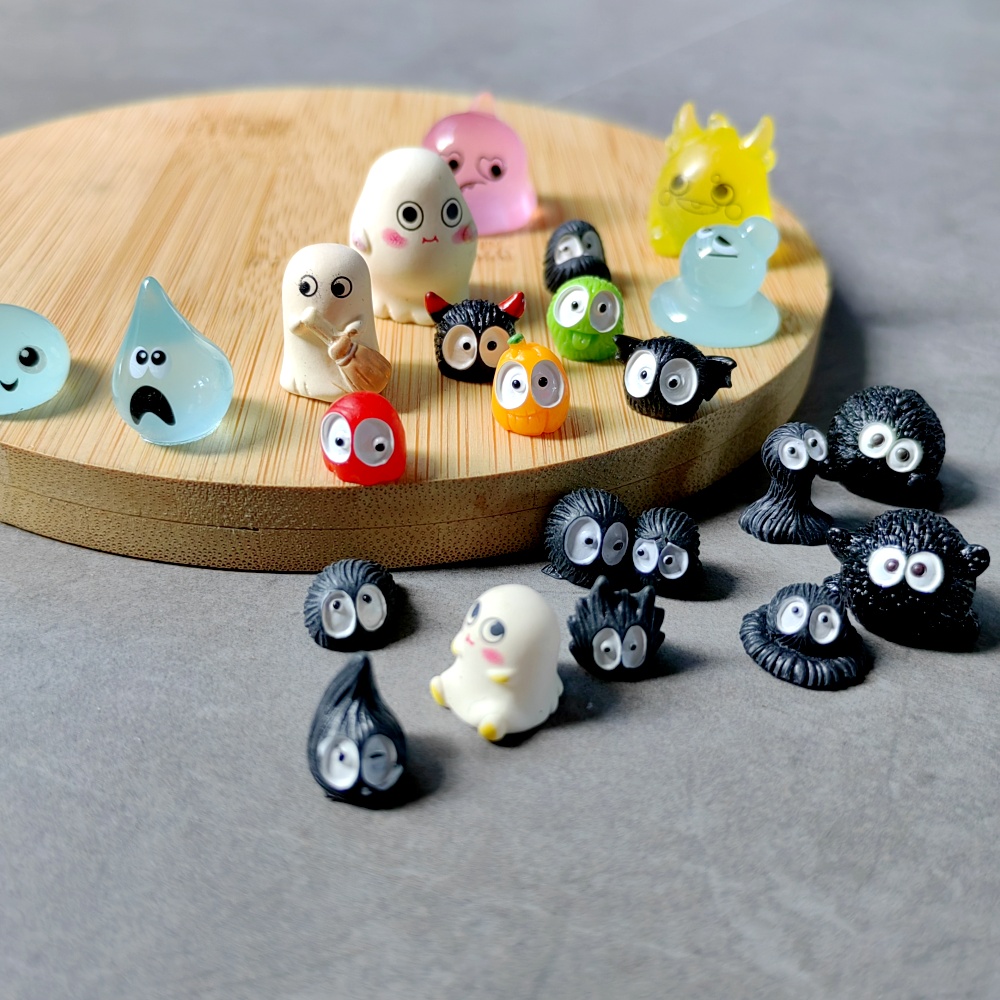 Bonsai Garden Miniature - 8pc Mini Funny Cute Black Blue